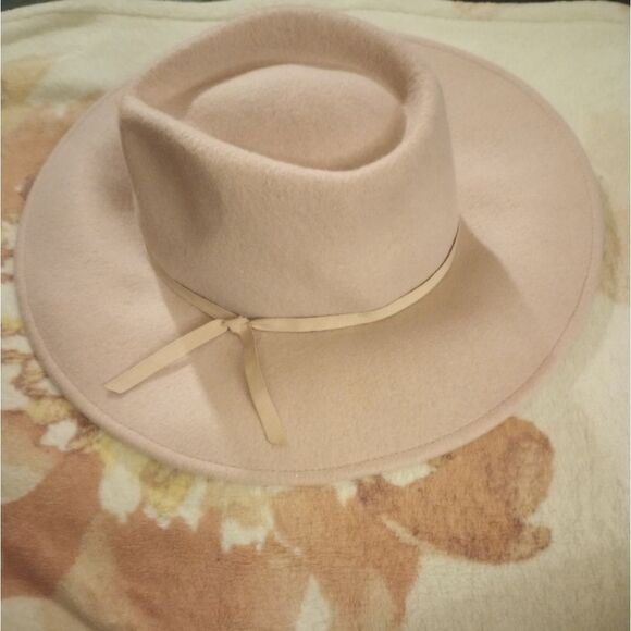 🆕👒BRIXTON Ashley Felt Hat In Blush - Picture 7 of 10